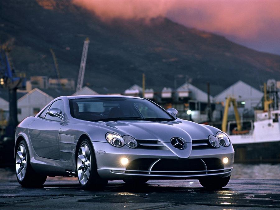  Mercedes-Benz SLR McLaren 2004 года  (фото 72 из 175)